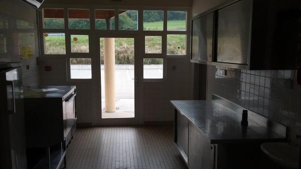 Salle vue cuisine