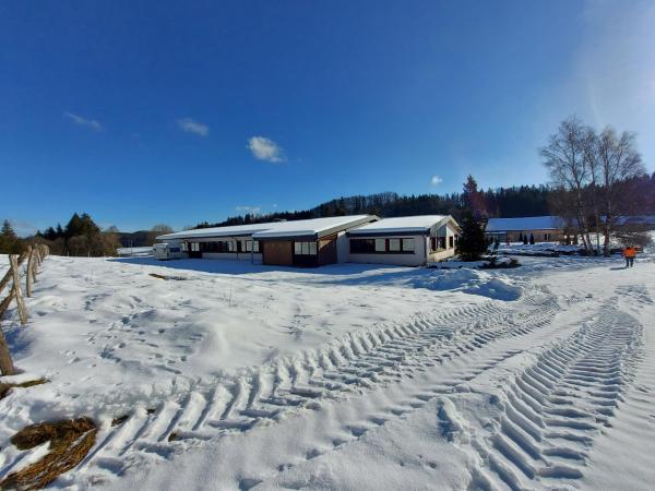 Cemo vue cote gauche éloigné