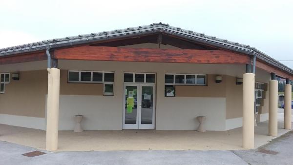 Salle vue entrée rapprochée